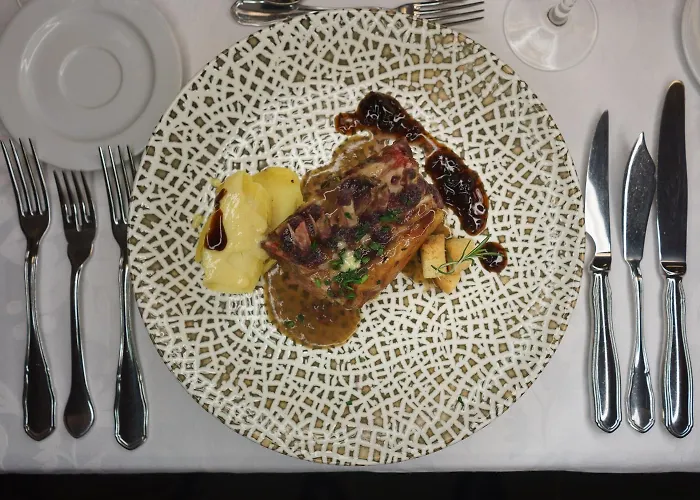 Hotel Hospedium Triana 3*