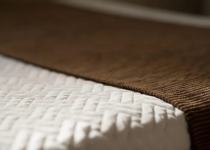 Hospedium Triana Hotel